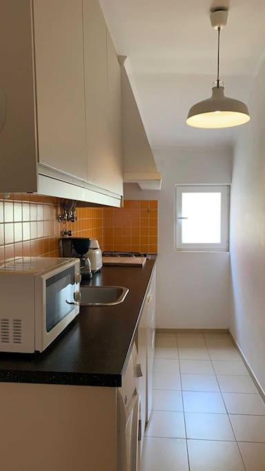 Two Bedroom Apt In Historic Location! Close To The River Лісабон Екстер'єр фото